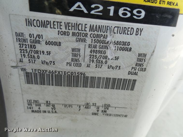 image for item CC9058 2001 Ford F450 Super Duty XL bucket truck