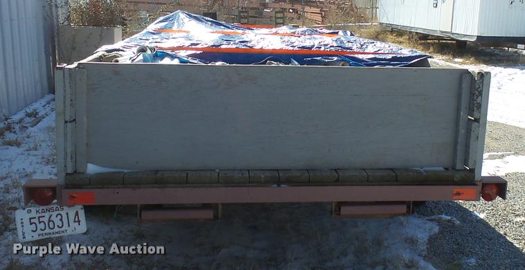 image for item DA5208 1994 Shop built utility trailer