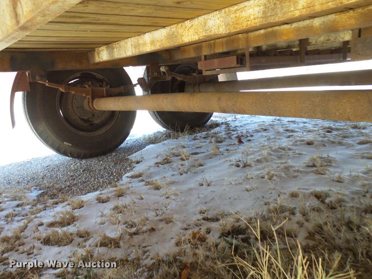 image for item DA5208 1994 Shop built utility trailer