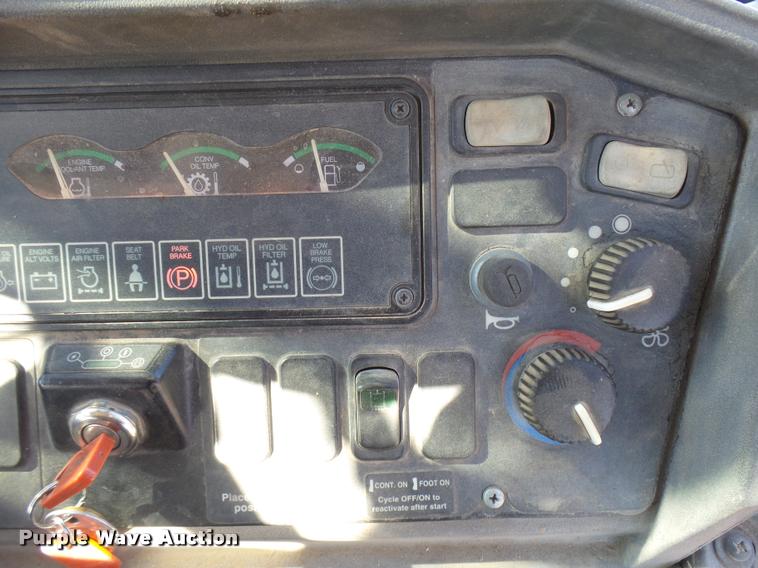 image for item DA5213 2001 John Deere 310G backhoe