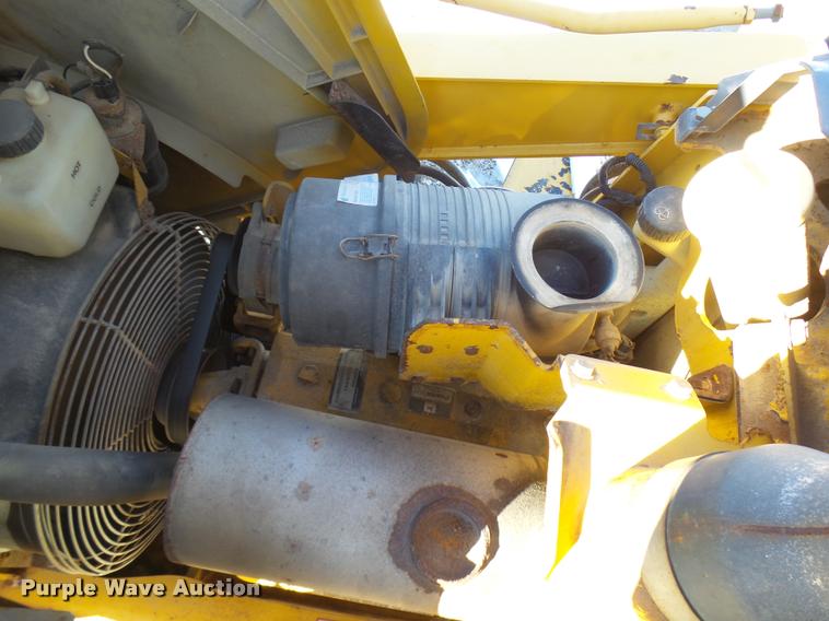 image for item DA5213 2001 John Deere 310G backhoe