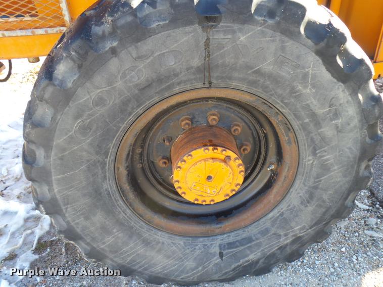 image for item DA5214 Lull 844 TT-34 Highlander telehandler