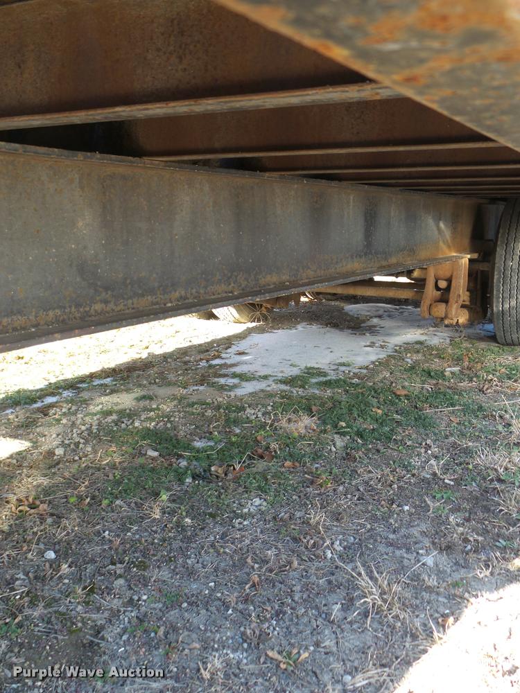 image for item DA5215 1999 Trail King TK401P-2600 equipment trailer