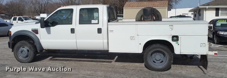 image for item DA5828 2008 Ford F550 Crew Cab utility truck