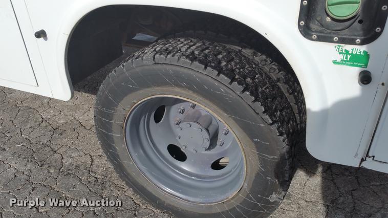 image for item DA5828 2008 Ford F550 Crew Cab utility truck