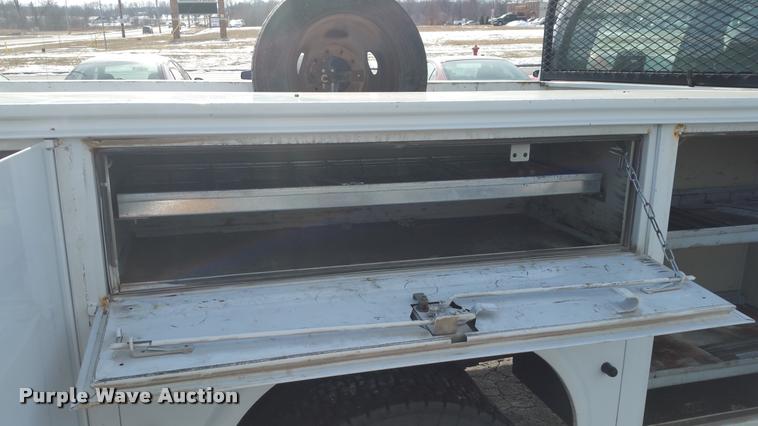 image for item DA5828 2008 Ford F550 Crew Cab utility truck