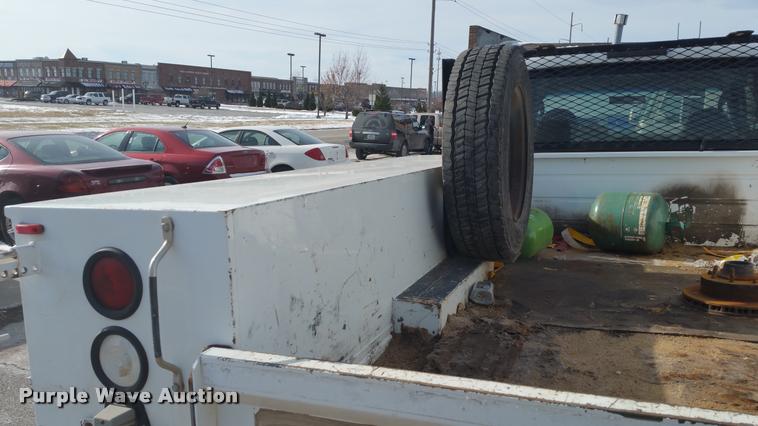 image for item DA5828 2008 Ford F550 Crew Cab utility truck