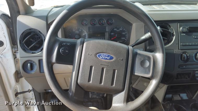 image for item DA5828 2008 Ford F550 Crew Cab utility truck