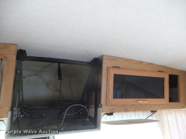 image for item DA7501 2002 Winnebago Sightseer RV