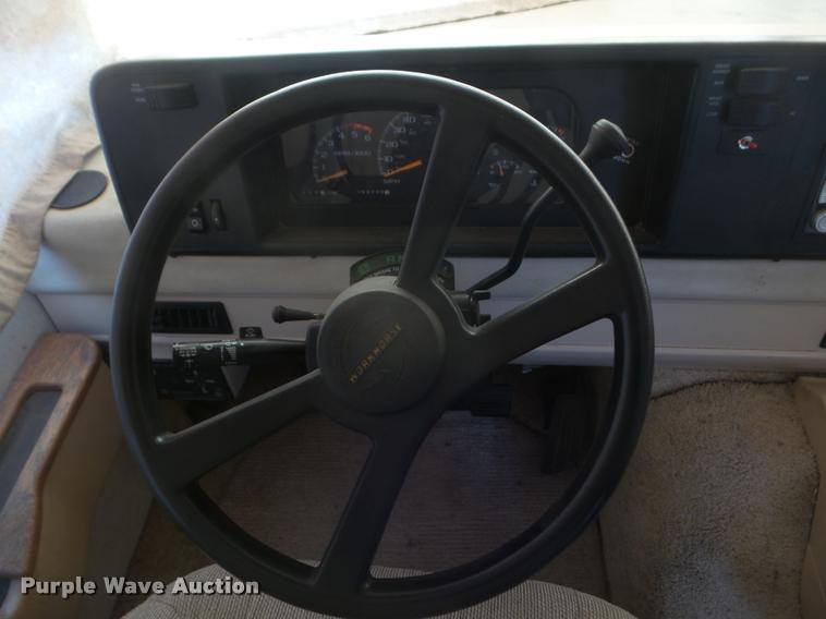 image for item DA7501 2002 Winnebago Sightseer RV