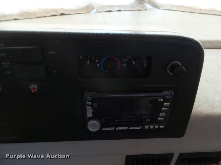 image for item DA7501 2002 Winnebago Sightseer RV