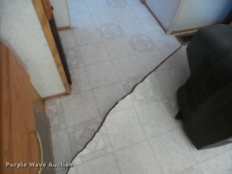 image for item DA7501 2002 Winnebago Sightseer RV