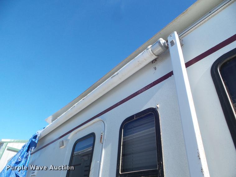 image for item DA7501 2002 Winnebago Sightseer RV