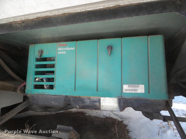 image for item DA7501 2002 Winnebago Sightseer RV