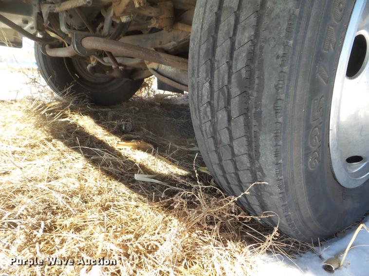 image for item DA7501 2002 Winnebago Sightseer RV