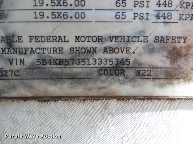 image for item DA7501 2002 Winnebago Sightseer RV