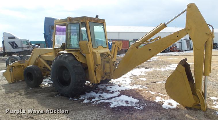 image for item DA7502 Massey-Ferguson MF300A backhoe