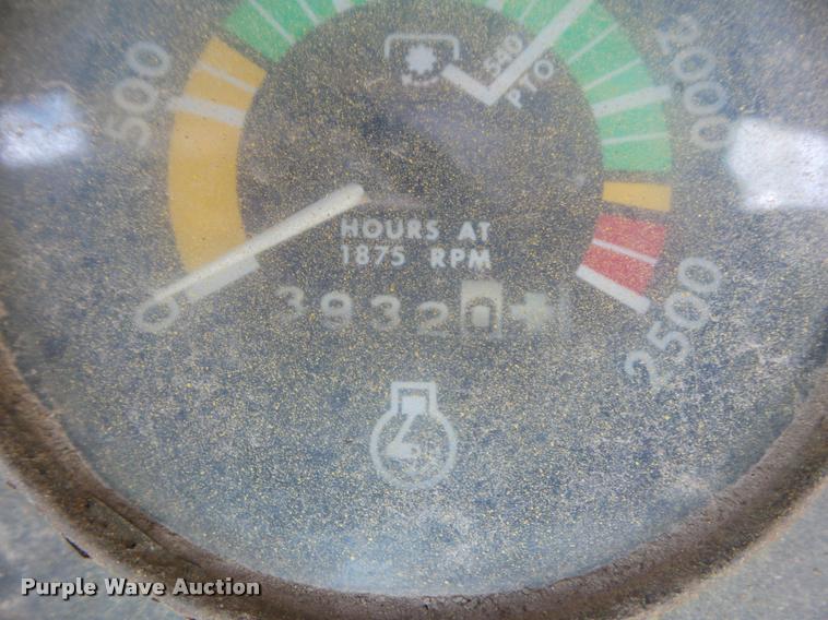 image for item DA7502 Massey-Ferguson MF300A backhoe