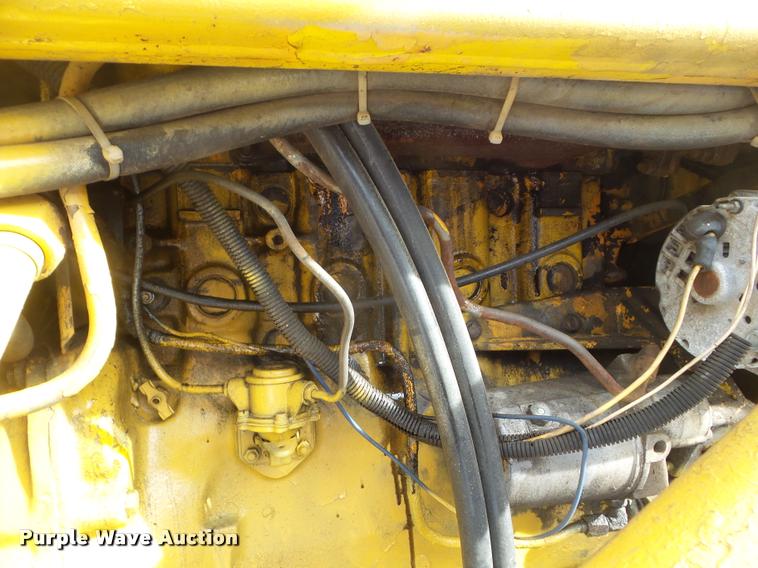 image for item DA7502 Massey-Ferguson MF300A backhoe