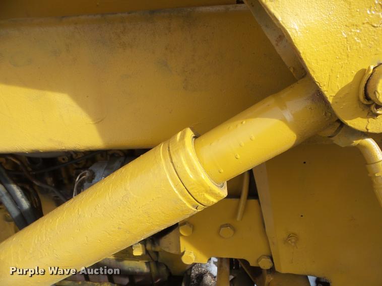 image for item DA7502 Massey-Ferguson MF300A backhoe