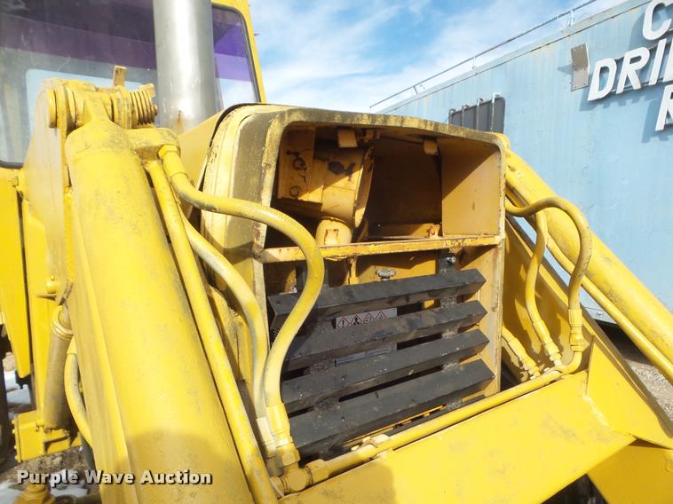 image for item DA7502 Massey-Ferguson MF300A backhoe
