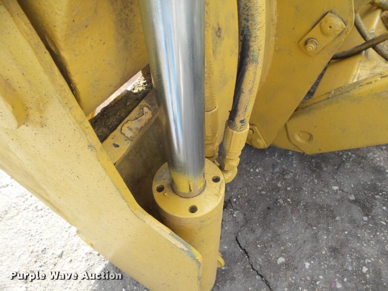 image for item DA7502 Massey-Ferguson MF300A backhoe