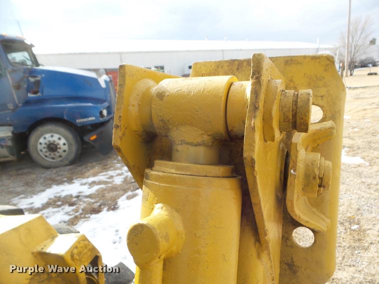 image for item DA7502 Massey-Ferguson MF300A backhoe