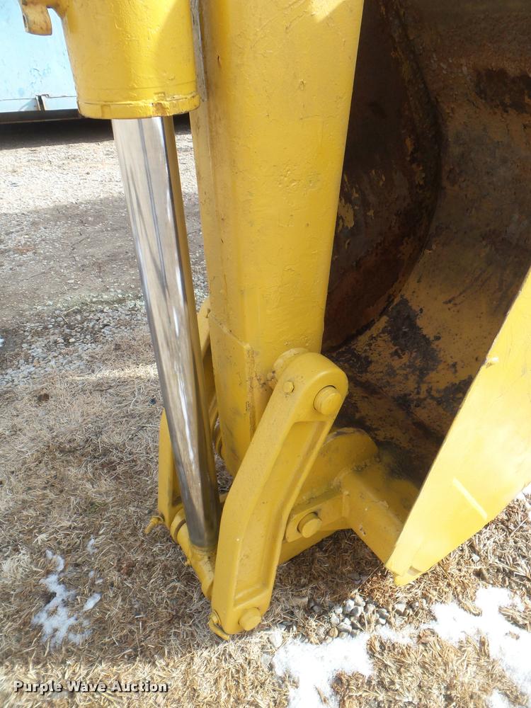 image for item DA7502 Massey-Ferguson MF300A backhoe