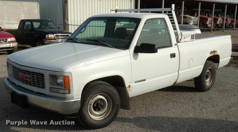image for item DB0818 1996 GMC Sierra 1500 pickup truck