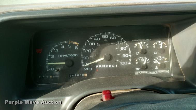 image for item DB0818 1996 GMC Sierra 1500 pickup truck