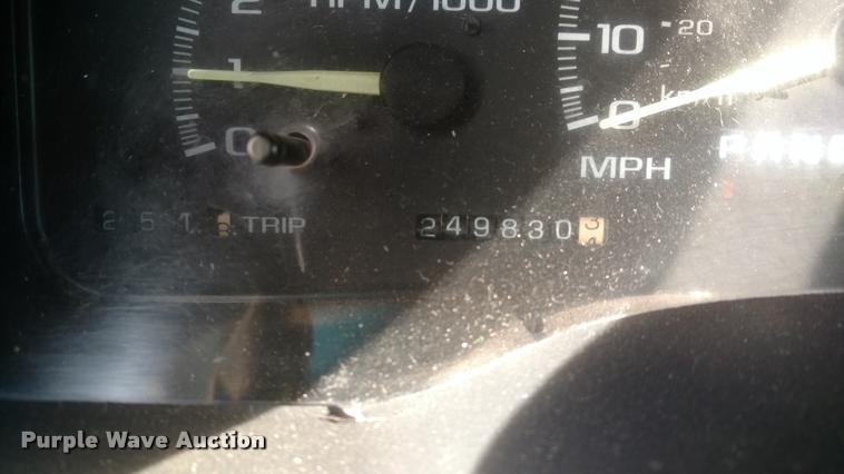 image for item DB0818 1996 GMC Sierra 1500 pickup truck