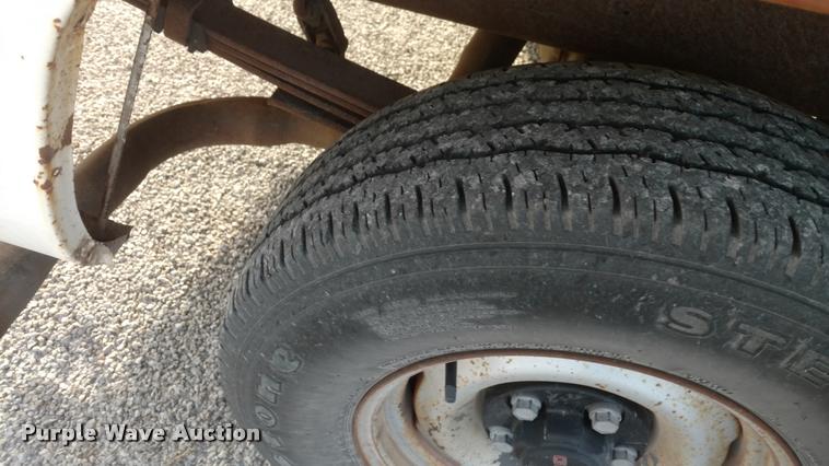 image for item DB0818 1996 GMC Sierra 1500 pickup truck