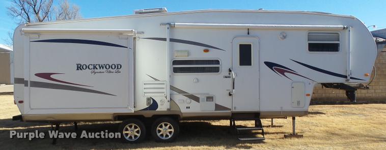 image for item DB1791 2007 Forest River Rockwood Signature Ultra Lite camper