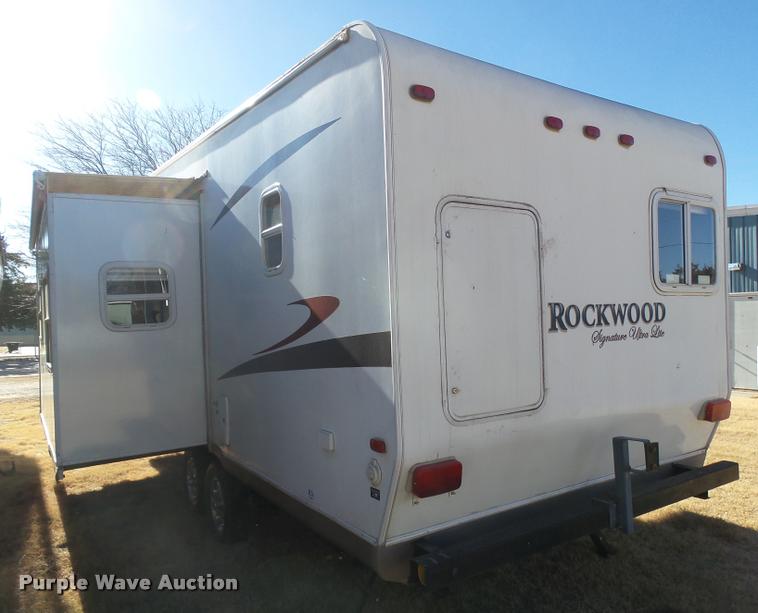 image for item DB1791 2007 Forest River Rockwood Signature Ultra Lite camper