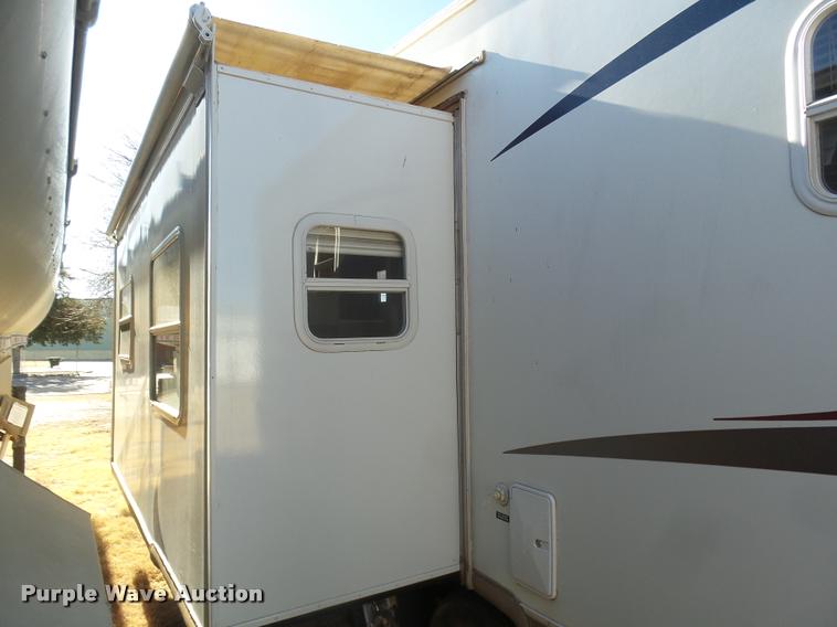 image for item DB1791 2007 Forest River Rockwood Signature Ultra Lite camper