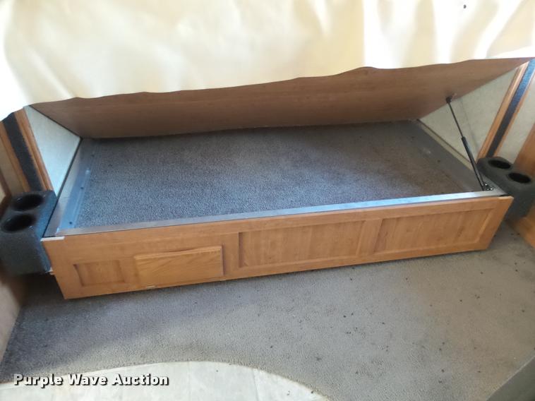 image for item DB1791 2007 Forest River Rockwood Signature Ultra Lite camper