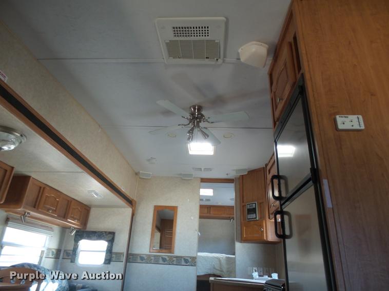 image for item DB1791 2007 Forest River Rockwood Signature Ultra Lite camper