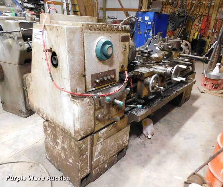 image for item DB1827 Cincinnati metal lathe