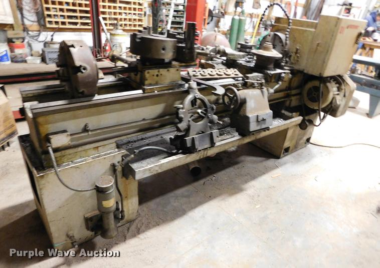 image for item DB1827 Cincinnati metal lathe