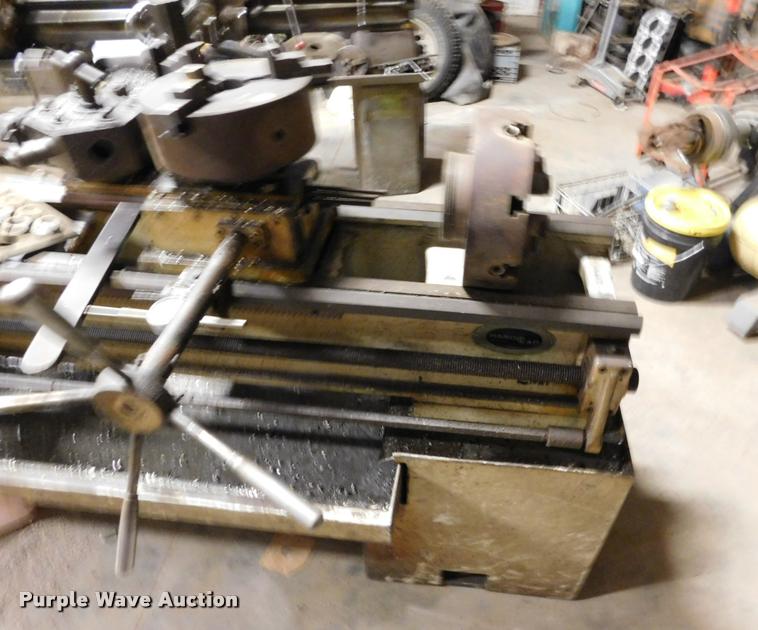 image for item DB1827 Cincinnati metal lathe