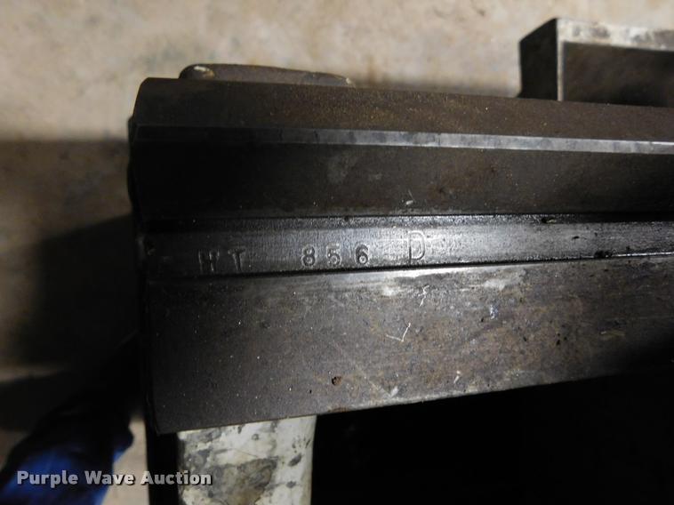 image for item DB1827 Cincinnati metal lathe