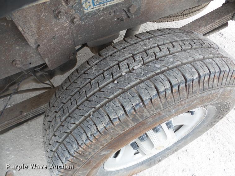 image for item DB2289 2005 Chevrolet Silverado 2500HD Crew Cab pickup truck