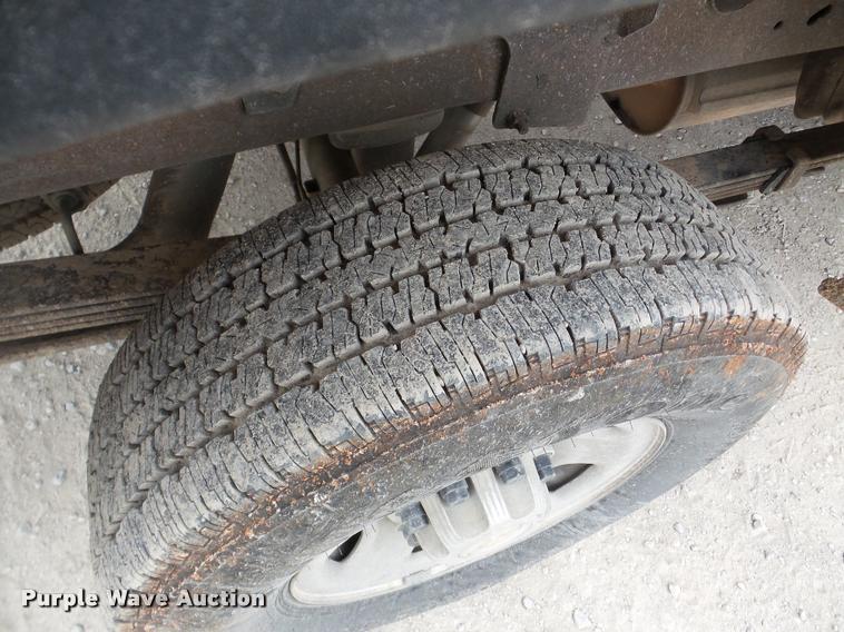 image for item DB2289 2005 Chevrolet Silverado 2500HD Crew Cab pickup truck