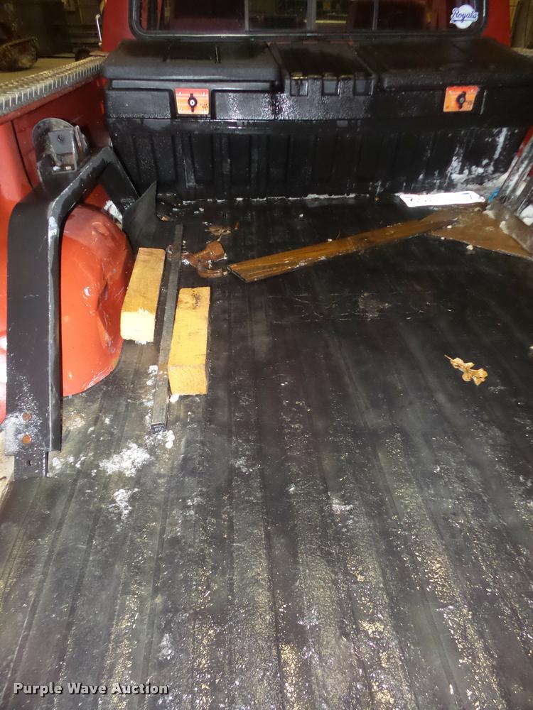 image for item DB2863 1986 Ford F250 SuperCab pickup truck