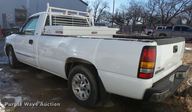 image for item DB5406 2007 GMC Sierra Classic 1500 pickup truck