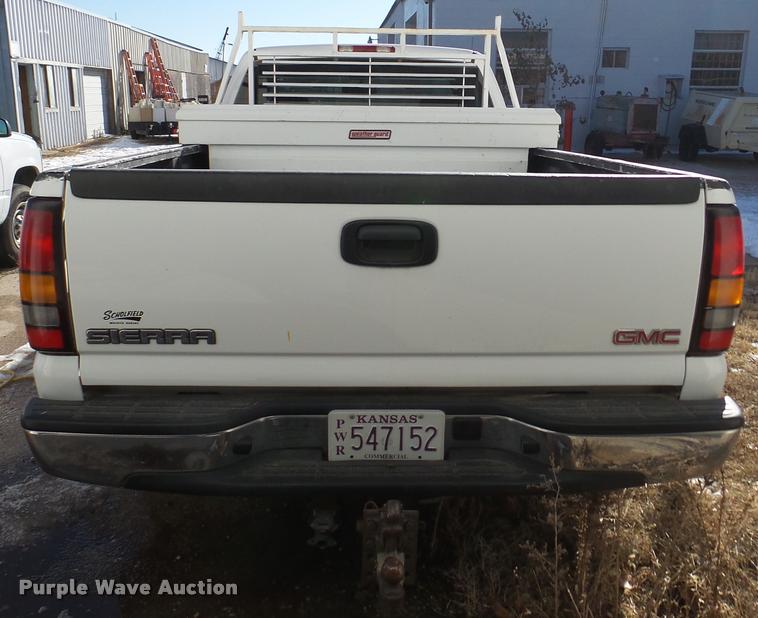 image for item DB5406 2007 GMC Sierra Classic 1500 pickup truck