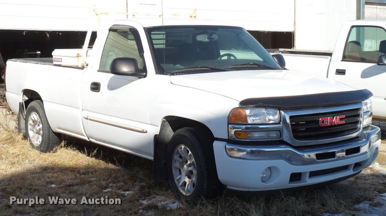 image for item DB5406 2007 GMC Sierra Classic 1500 pickup truck