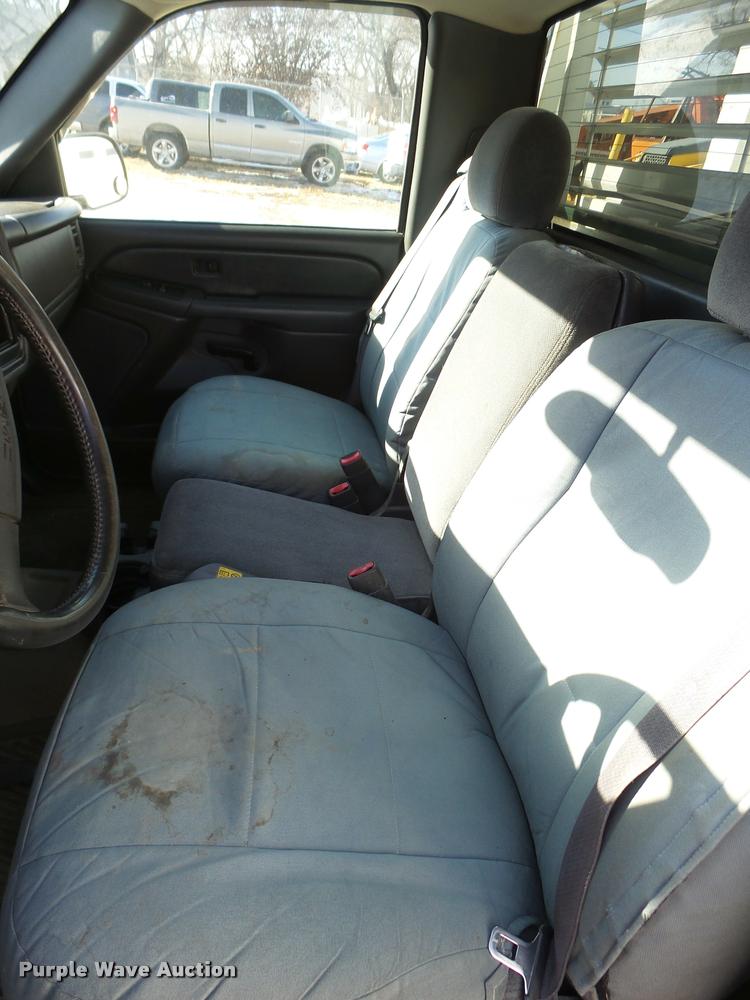 image for item DB5406 2007 GMC Sierra Classic 1500 pickup truck