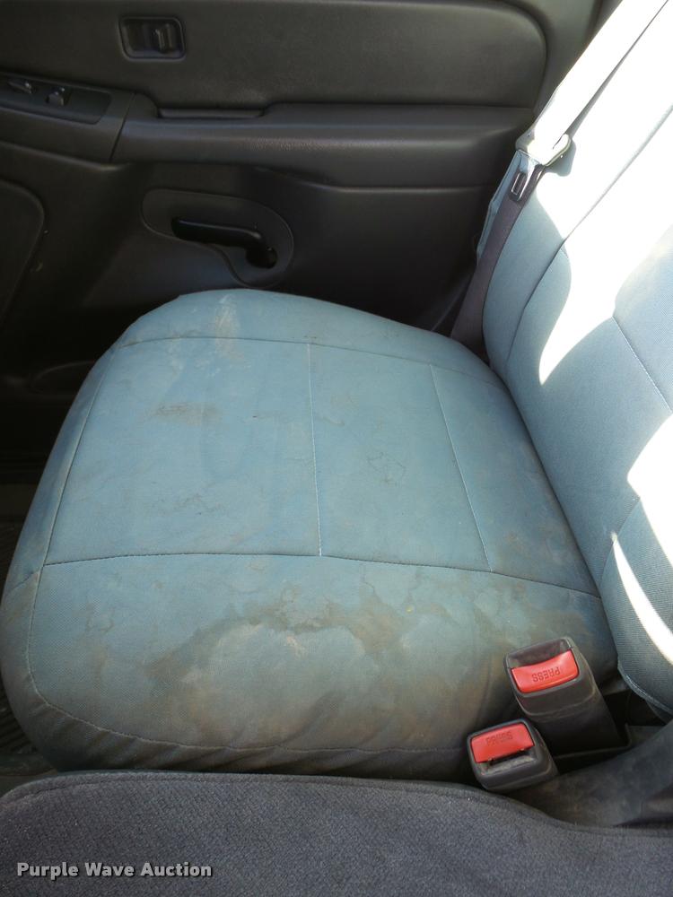 image for item DB5406 2007 GMC Sierra Classic 1500 pickup truck