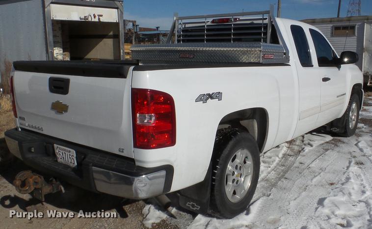 image for item DB5408 2009 Chevrolet Silverado 1500 Ext. Cab pickup truck
